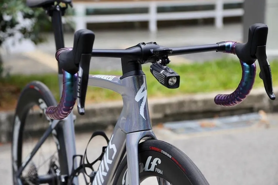 Ciclovation - Advanced Leather Touch Aurora Bar Tape - Blue