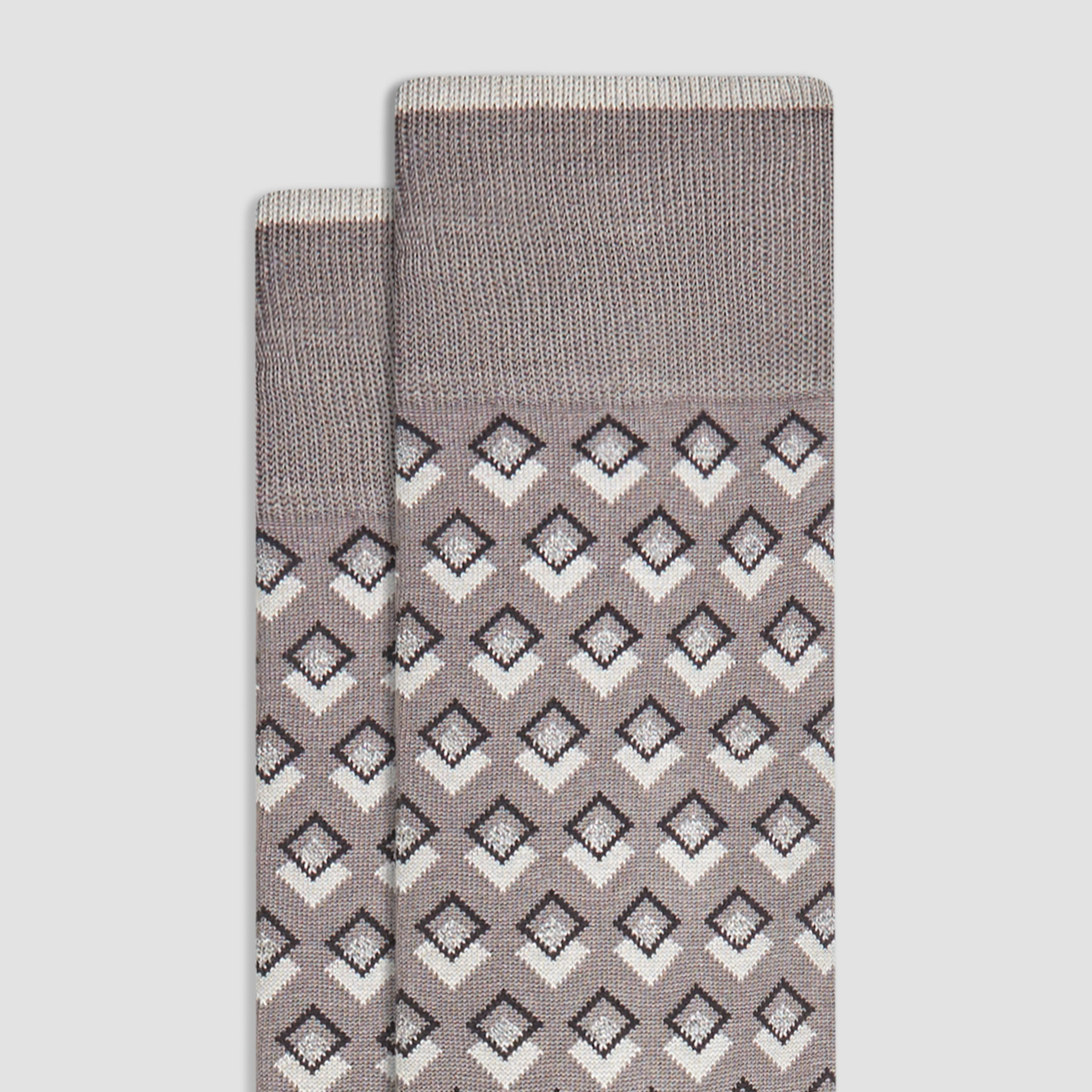Double Diamond Mid-Calf Socks