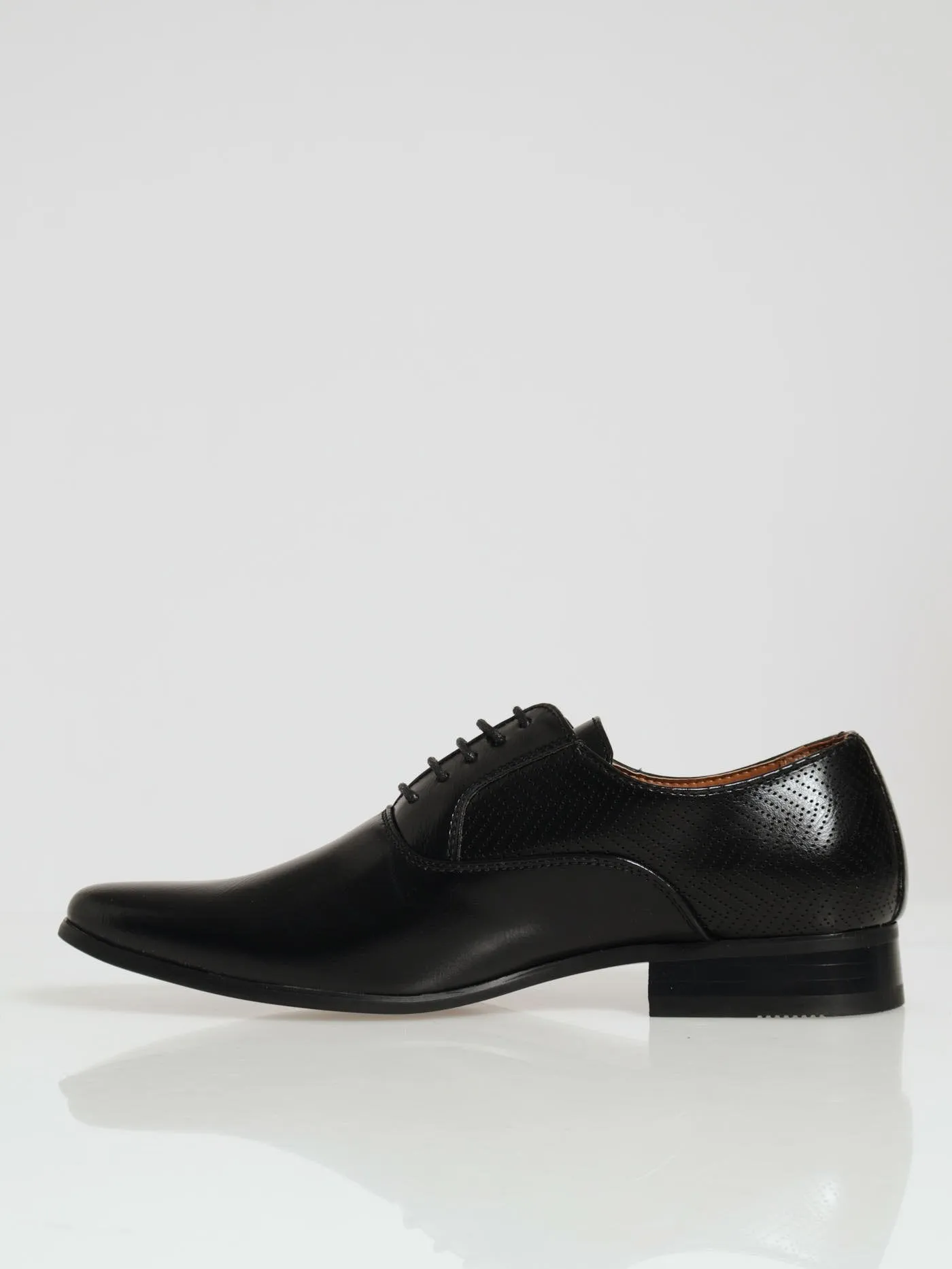 Full Pin Punch Back Quarter Oxford Lace Up - Black