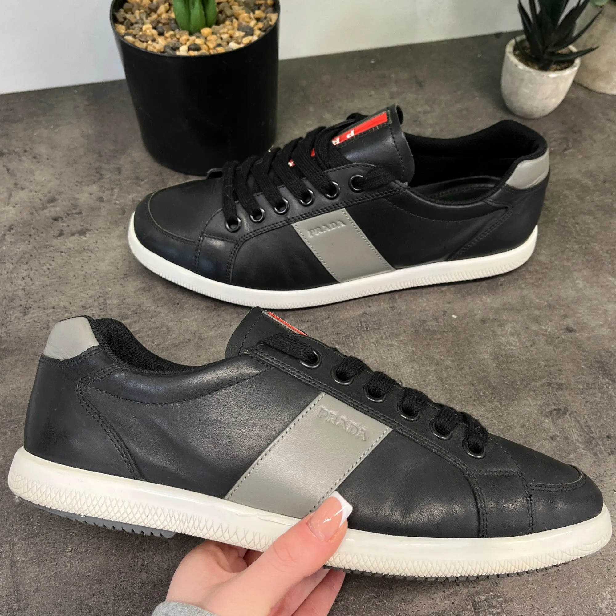 Men's Rubber Logo Low Trainers Black Size EU 41.5 / UK 7.5