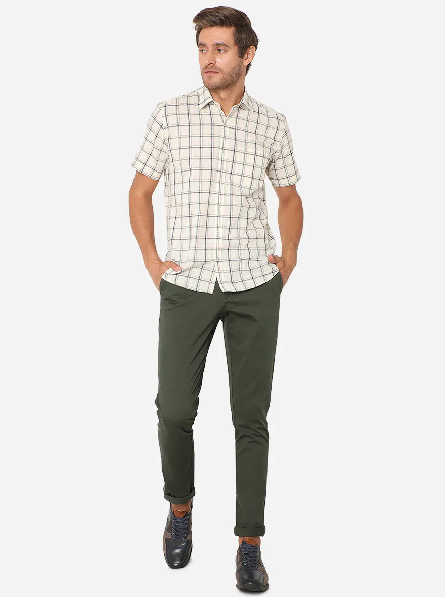 Olive Green Solid Uno Fit Casual Trouser | JadeBlue