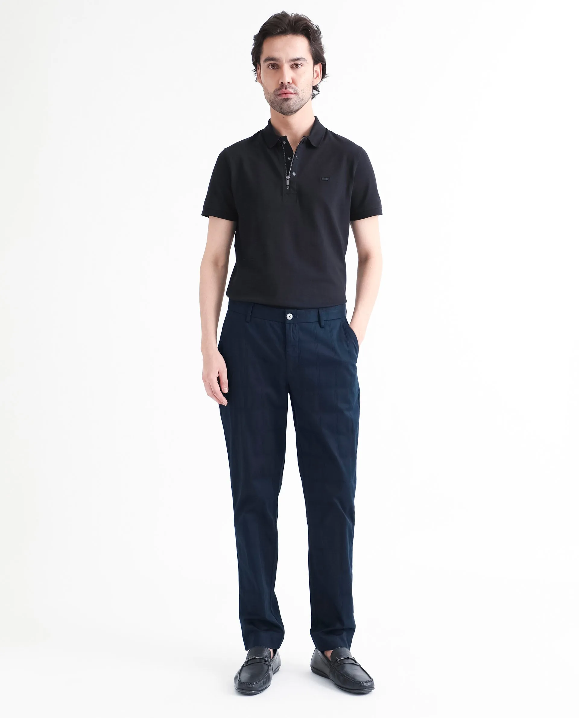 Rare Rabbit Men's Quince Dark Navy Solid Mid-Rise Regular Fit Stretch Trouser