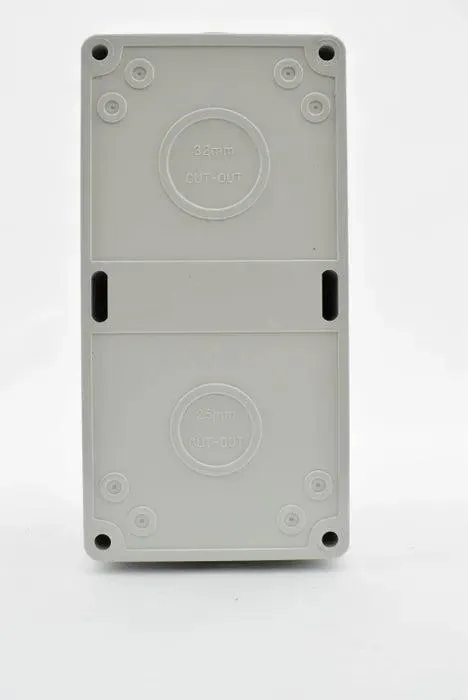 Switched Socket Manlakis 20 Amp 4 Pin