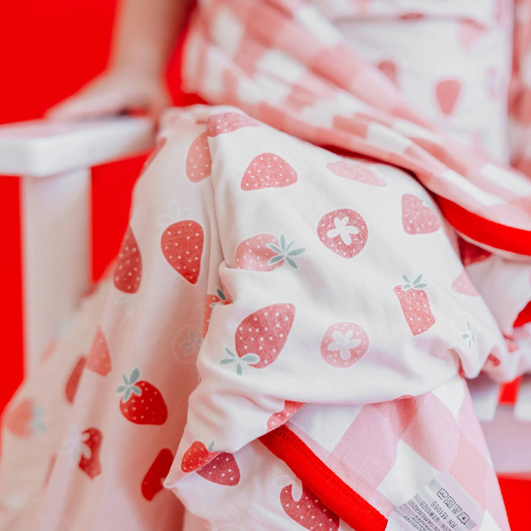 Three-Layer Quilt - Strawberry