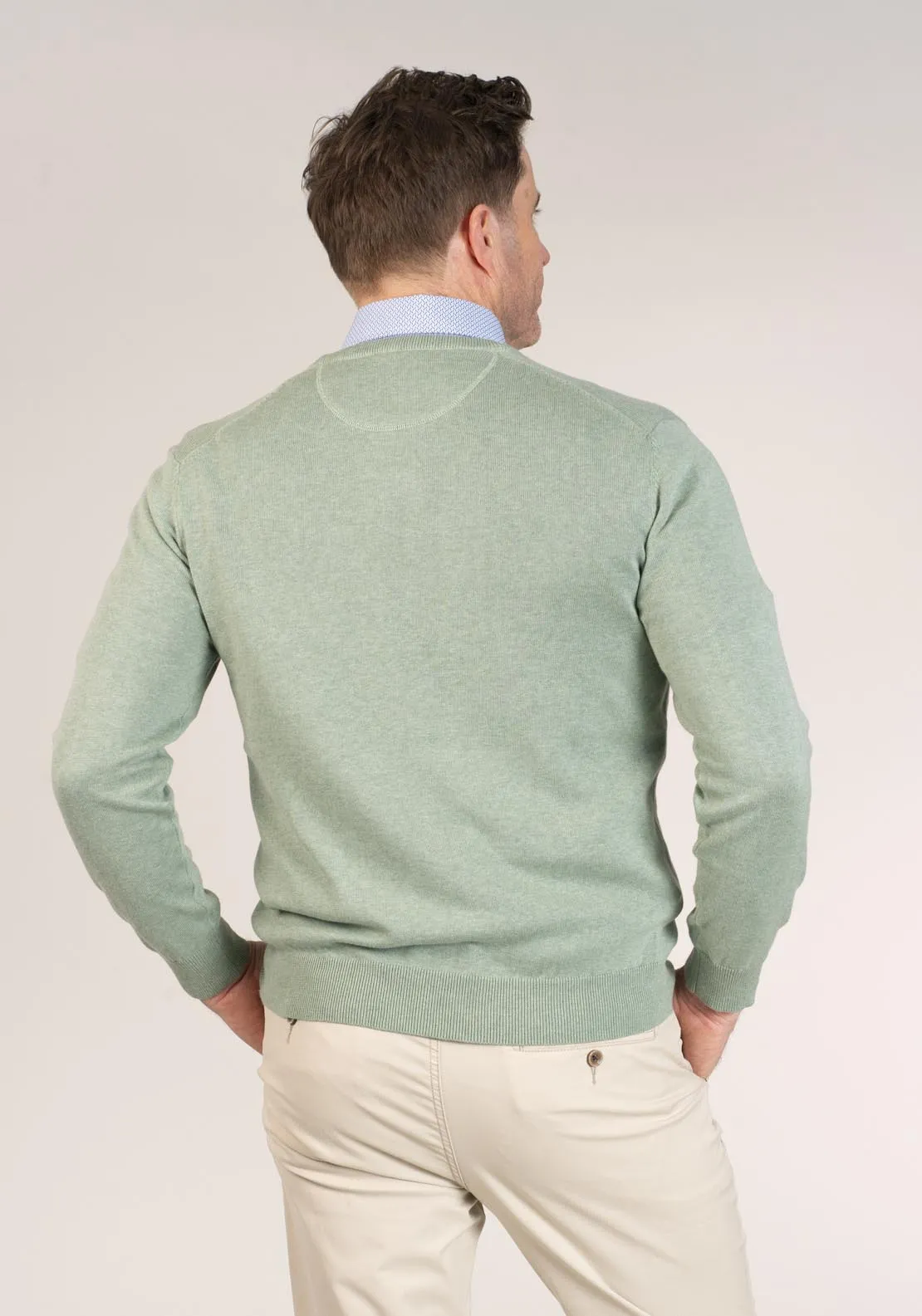 V-Neck Pullover - Green