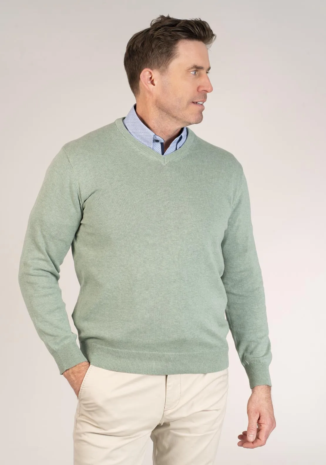V-Neck Pullover - Green